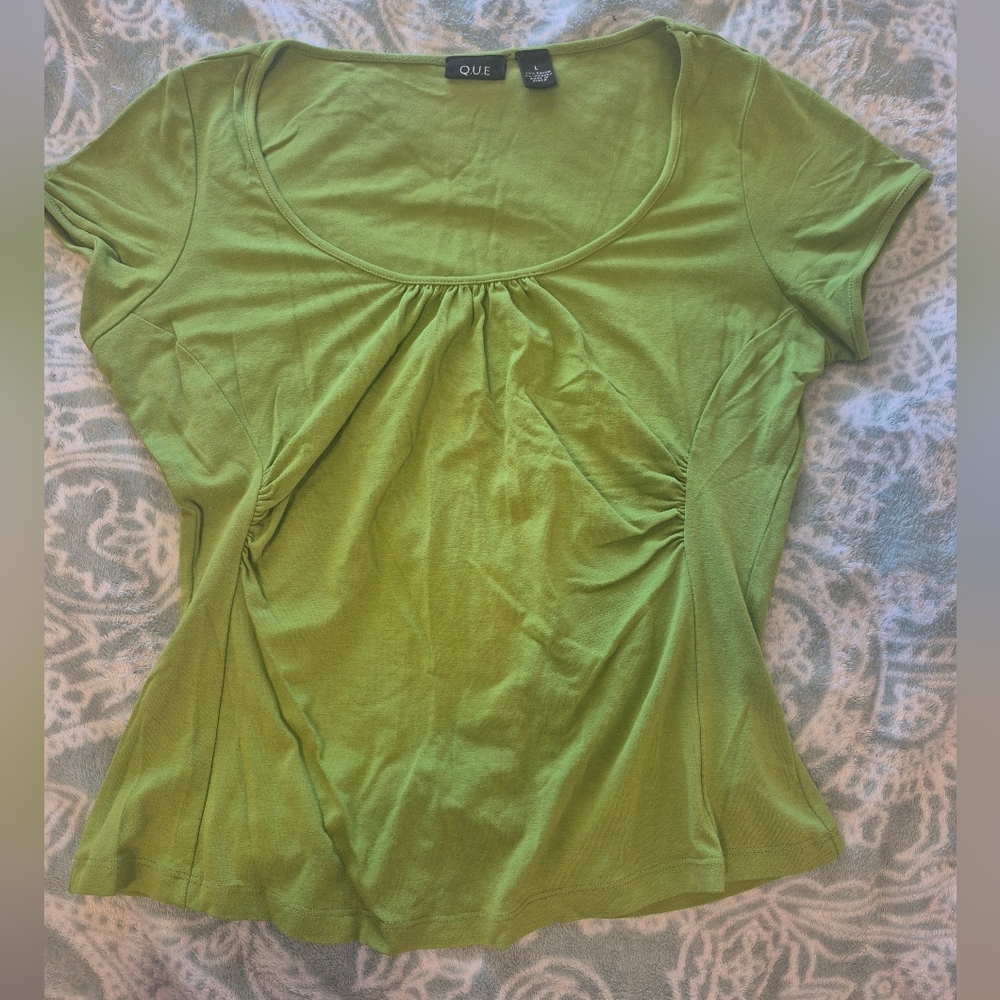 Scoop Neck Short Sleeve Tee - Green